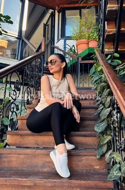 Top-Rated Independent Escort Anne Lime for Top-Tier Erotic Entertainment